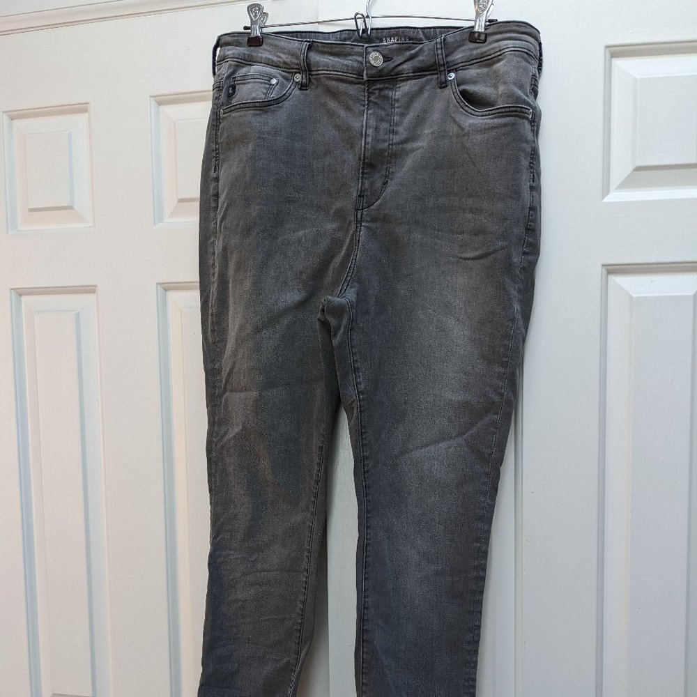 H & M+ Sculpting Grey skinny jean